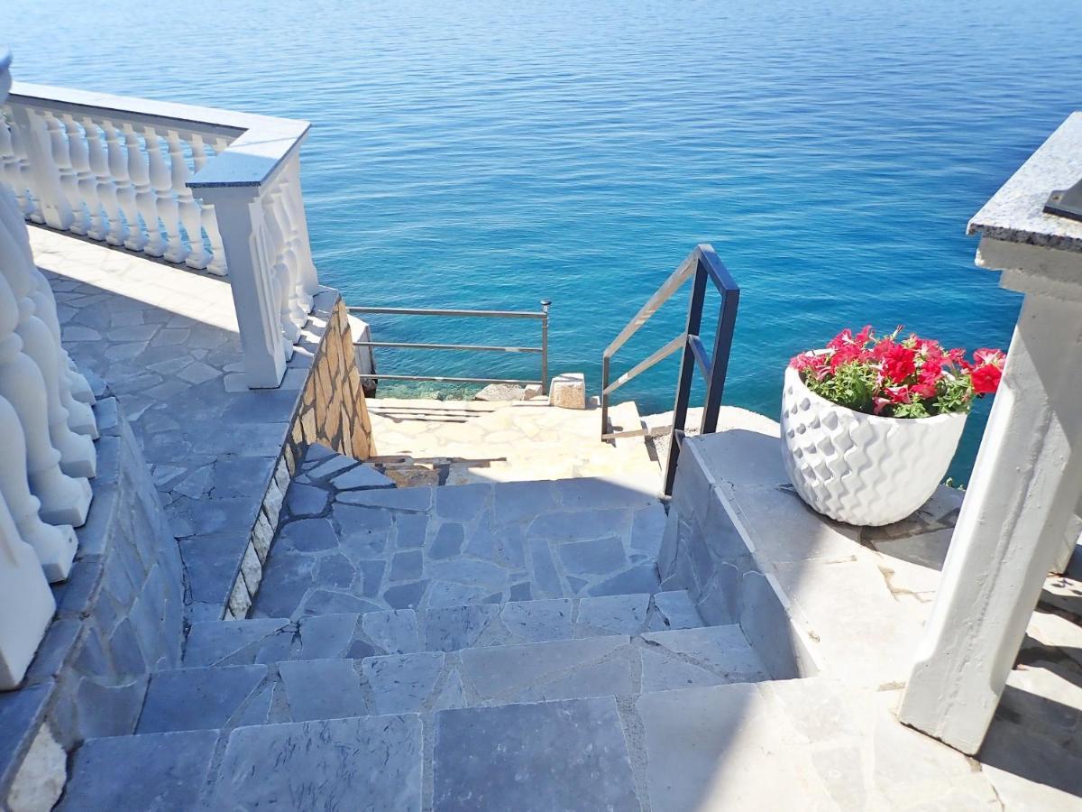 Apartments Lilly By The Sea Barić Draga エクステリア 写真