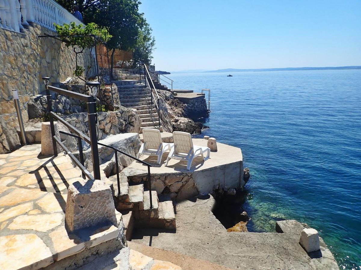 Apartments Lilly By The Sea Barić Draga エクステリア 写真